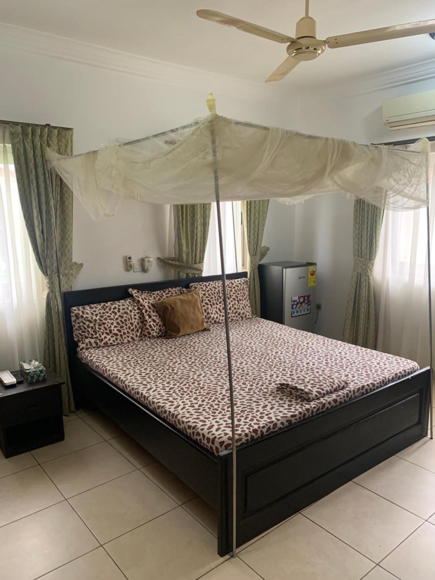 Sandpark Place, West Hills Mile 11 Экстерьер фото