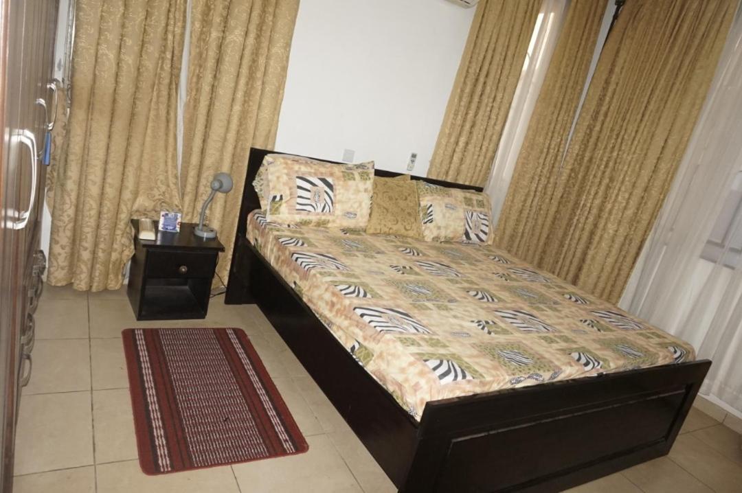 Sandpark Place, West Hills Mile 11 Экстерьер фото